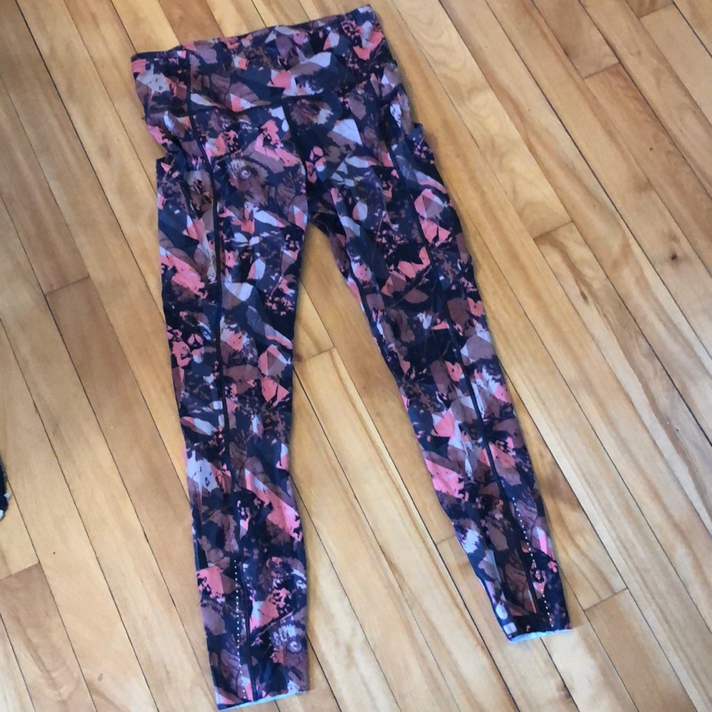 Lululemon fast and free tight 25” size 8